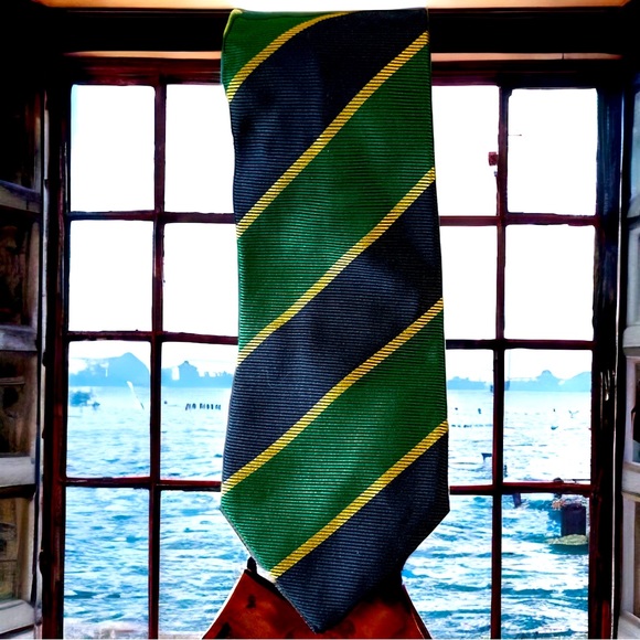 Fabulous Classic Fendi Cravatte Tie. Pure silk Handmade in Italy Grn/blu/yellow - Picture 3 of 7